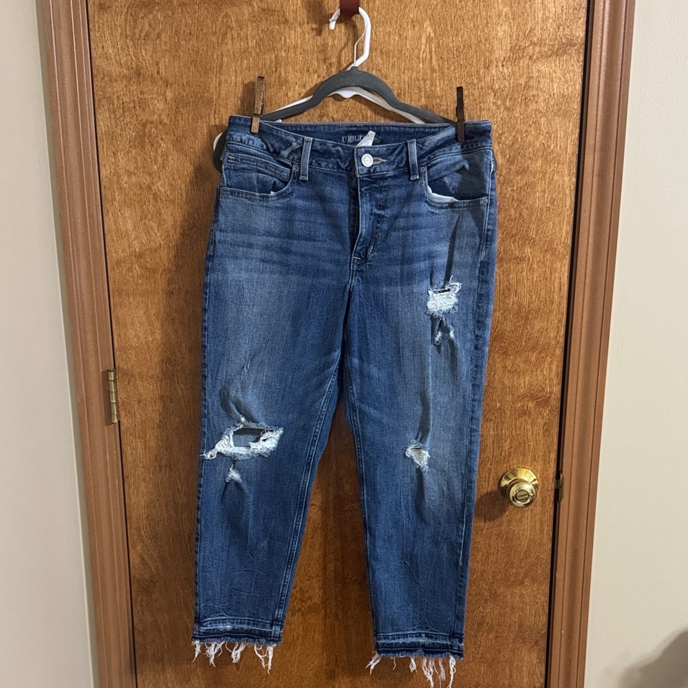 Maurices Distressed Cropped Jeans in Blue